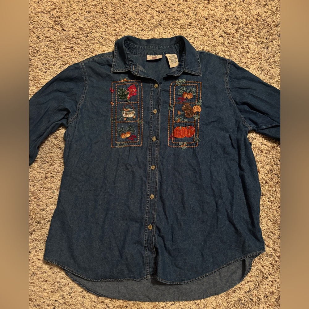 Fall Festive Faded Glory Blue Denim Jacket with Floral Embroidery